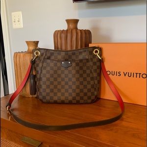 Louis Vuitton South Bank Besace